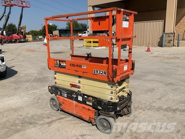 JLG 1932R Makazaste platforme