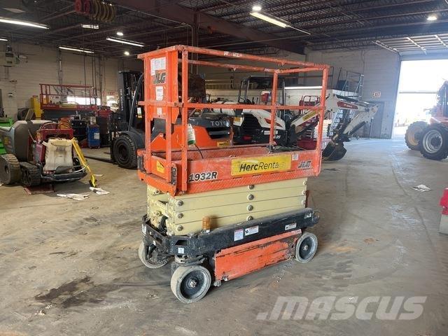 JLG 1932R Makazaste platforme