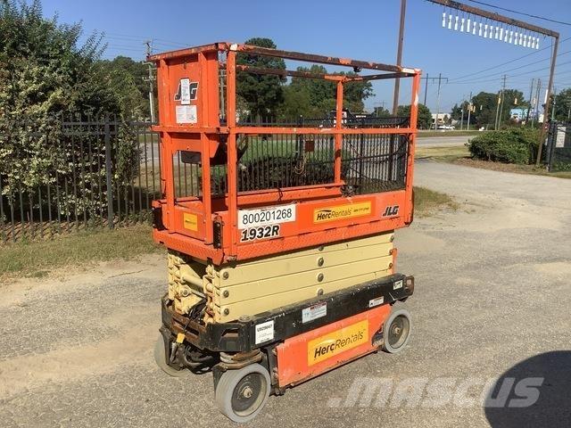 JLG 1932R Makazaste platforme