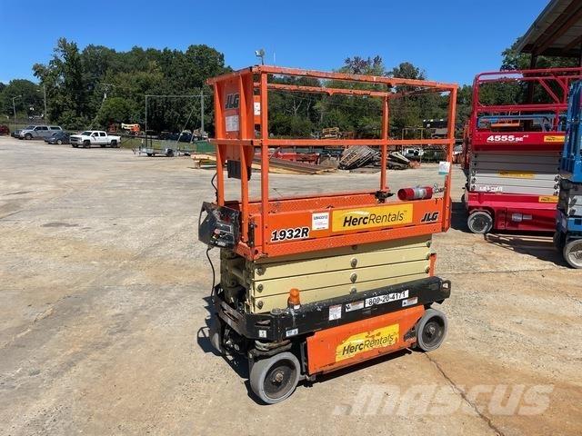 JLG 1932R Makazaste platforme