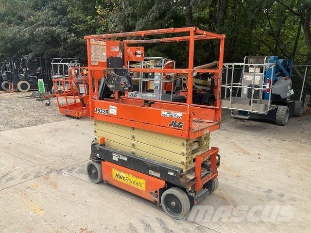 JLG 1932R Makazaste platforme