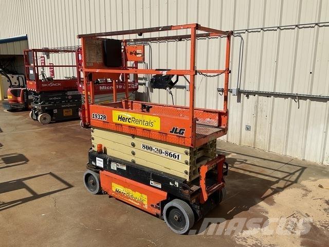 JLG 1932R Makazaste platforme