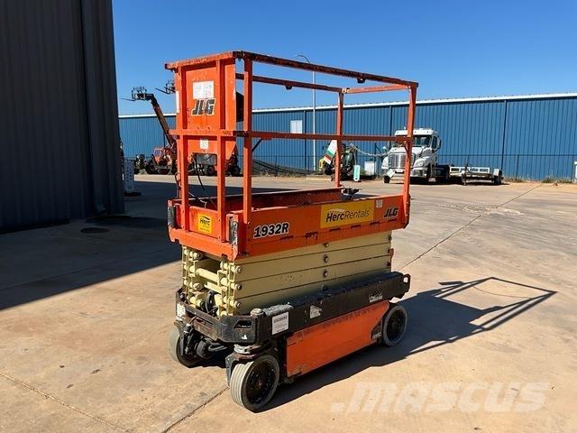 JLG 1932R Makazaste platforme