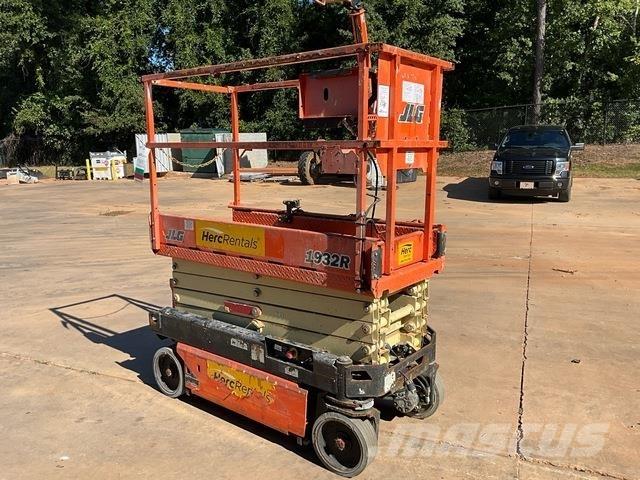 JLG 1932R Makazaste platforme