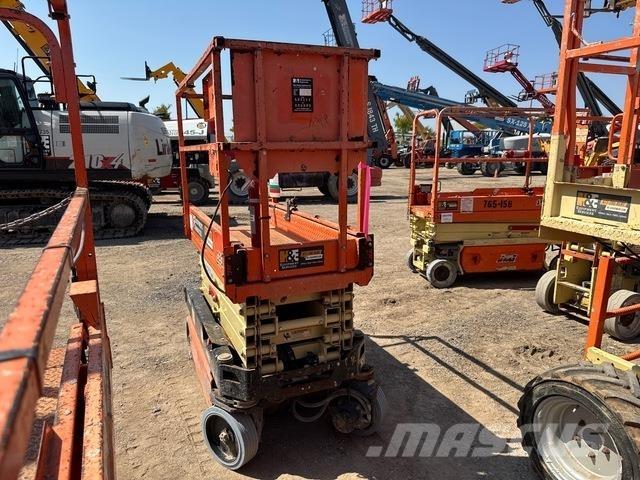 JLG 1932R Makazaste platforme