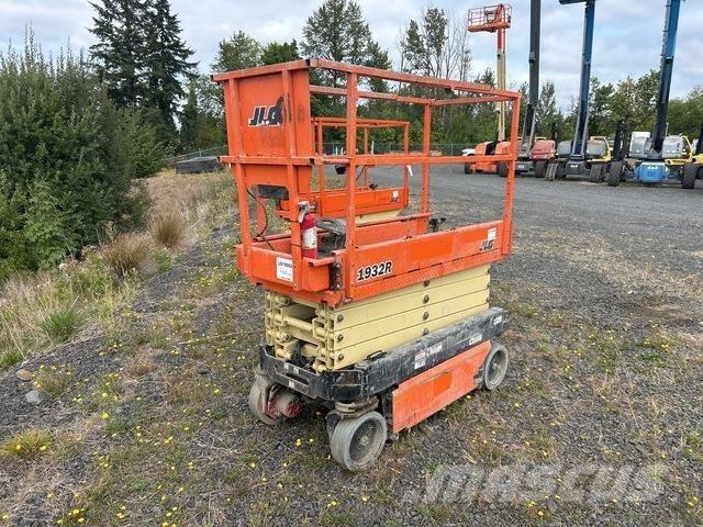 JLG 1932R Makazaste platforme