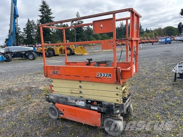 JLG 1932R Makazaste platforme