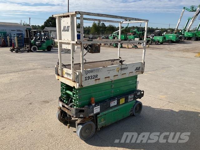 JLG 1932R Makazaste platforme