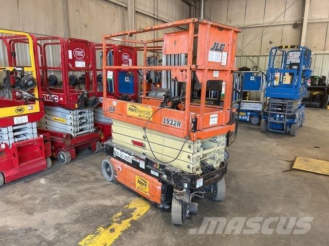 JLG 1932R Makazaste platforme