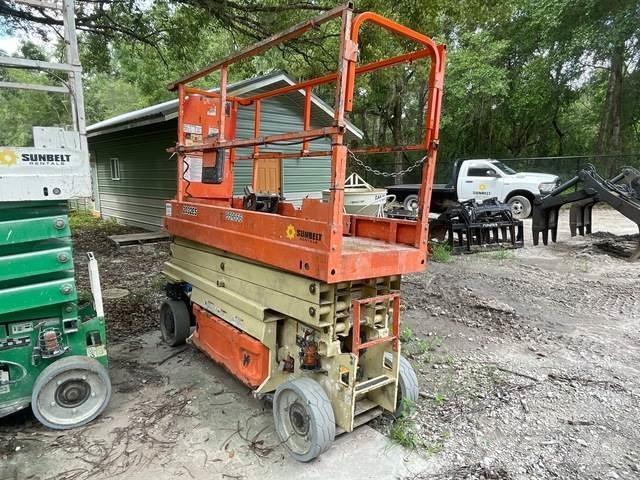 JLG 2032ES Makazaste platforme