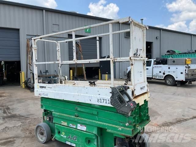 JLG 2032ES Makazaste platforme
