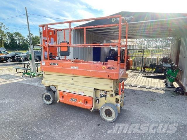 JLG 2032ES Makazaste platforme