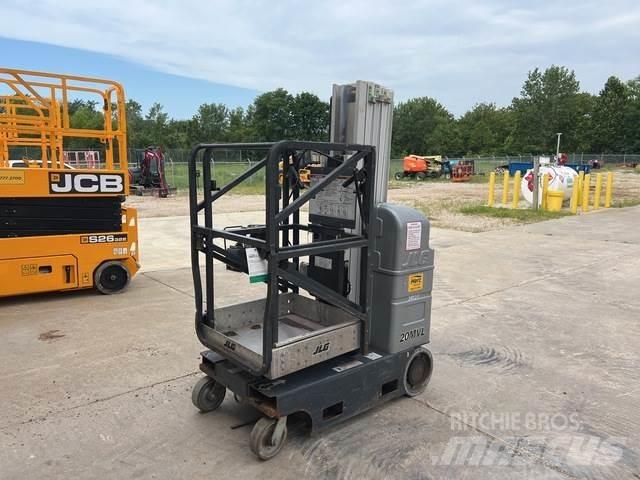 JLG 20MSP Jarbolne penjajuće platforme