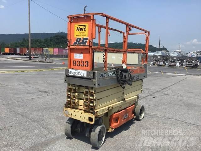 JLG 2630ES Makazaste platforme