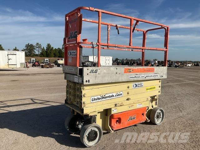 JLG 2630ES Makazaste platforme