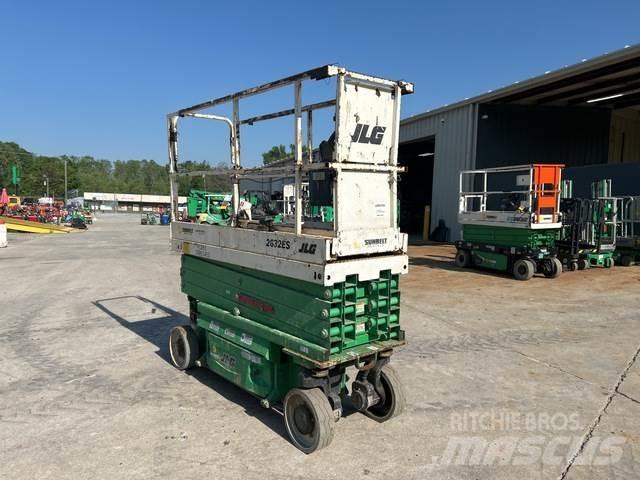 JLG 2632ES Makazaste platforme