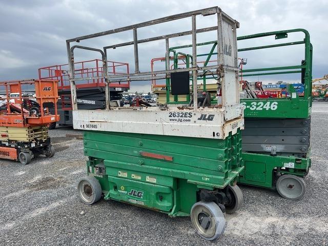 JLG 2632ES Makazaste platforme