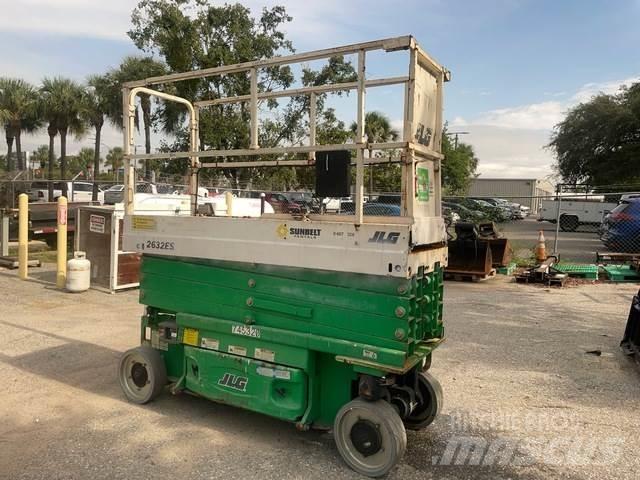JLG 2632ES Makazaste platforme