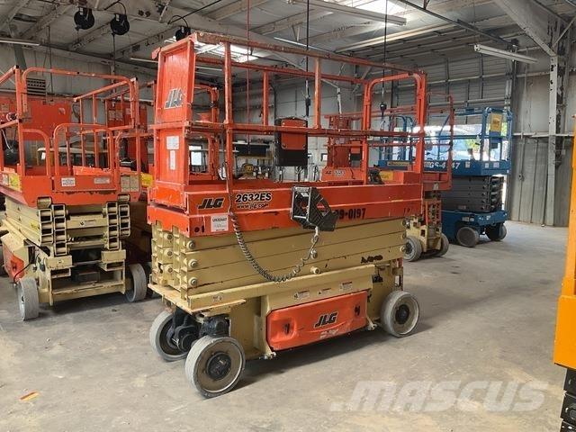JLG 2632ES Makazaste platforme
