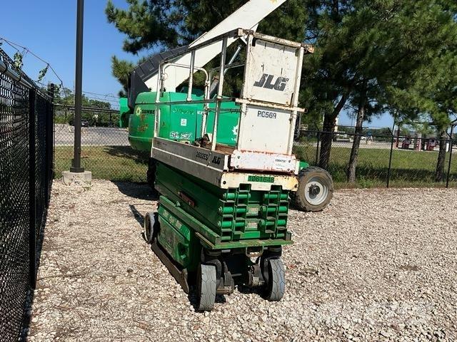 JLG 2632ES Makazaste platforme