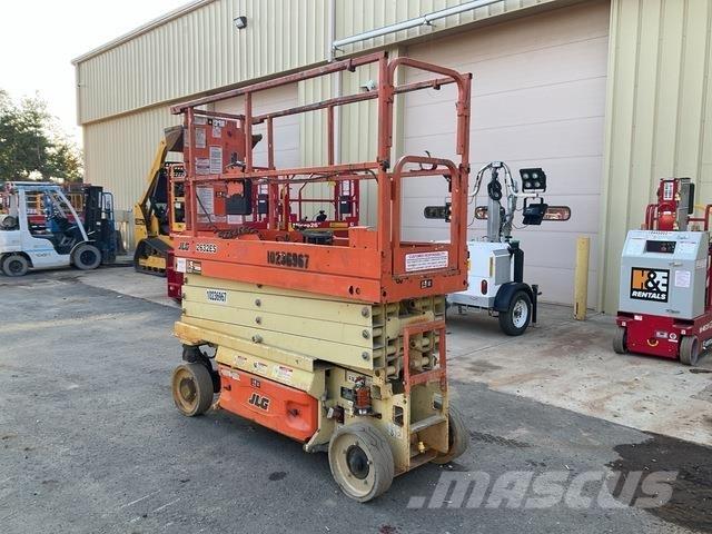 JLG 2632ES Makazaste platforme