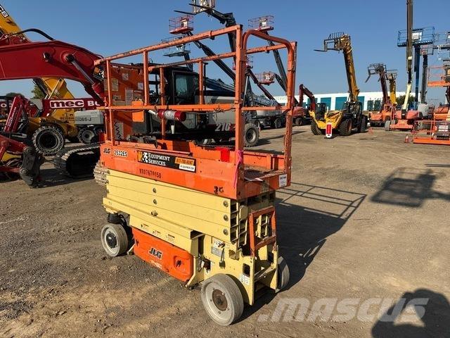 JLG 2632ES Makazaste platforme