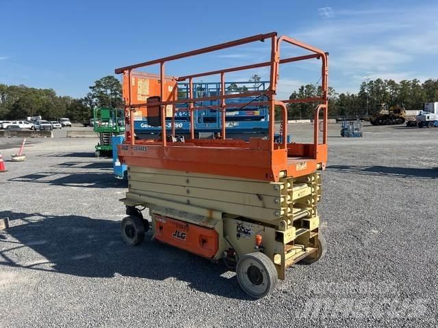 JLG 2646ES Makazaste platforme