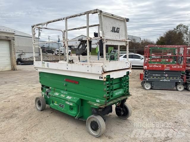 JLG 2646ES Makazaste platforme