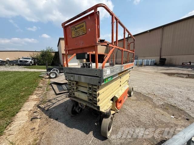 JLG 2646ES Makazaste platforme