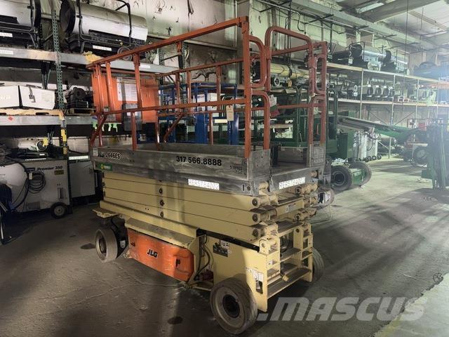 JLG 2646ES Makazaste platforme