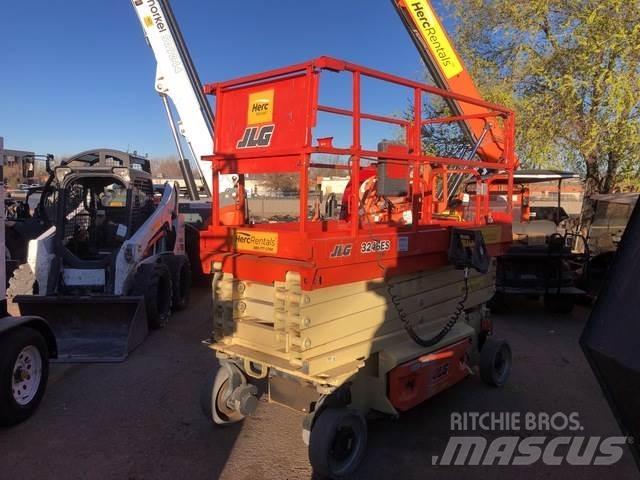 JLG 3246ES Makazaste platforme