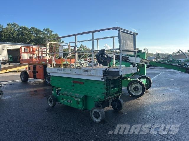 JLG 3246ES Makazaste platforme
