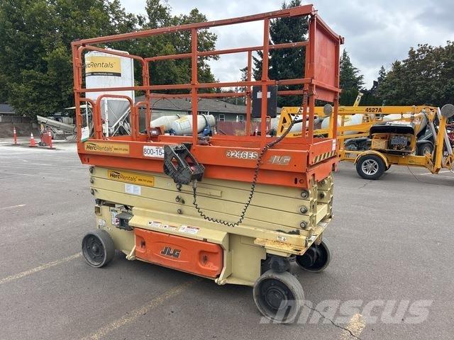 JLG 3246ES Makazaste platforme