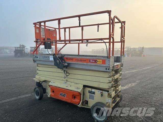 JLG 3246ES Makazaste platforme