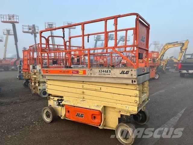 JLG 3246ES Makazaste platforme