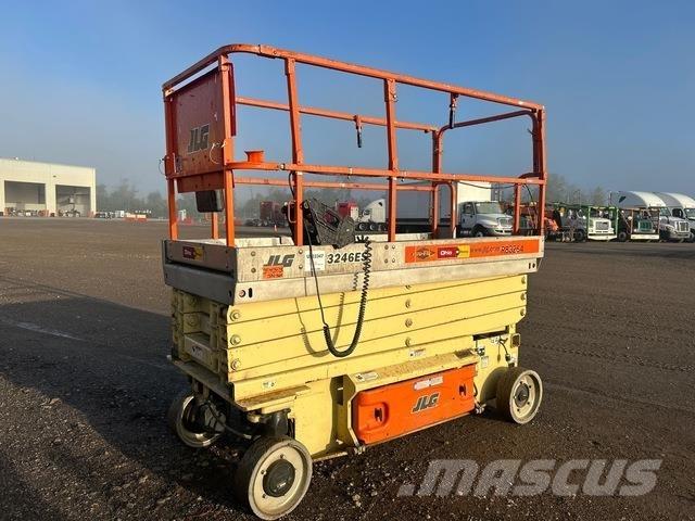 JLG 3246ES Makazaste platforme