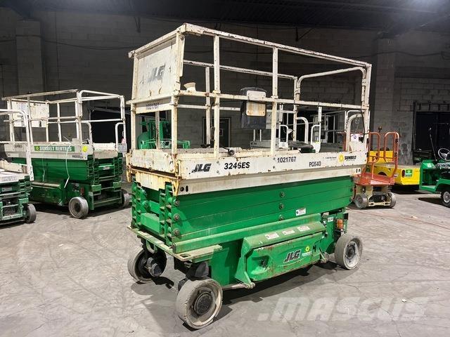 JLG 3246ES Makazaste platforme