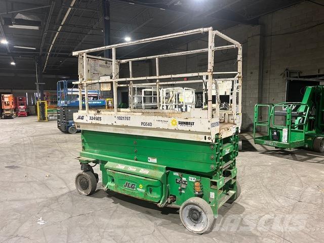 JLG 3246ES Makazaste platforme