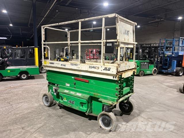 JLG 3246ES Makazaste platforme