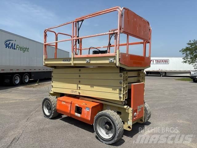 JLG 4069LE Makazaste platforme