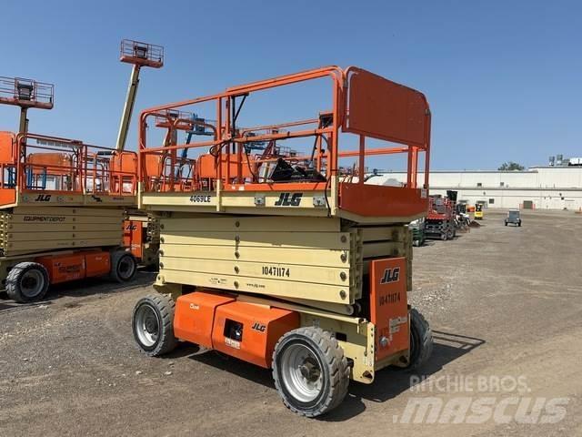 JLG 4069LE Makazaste platforme