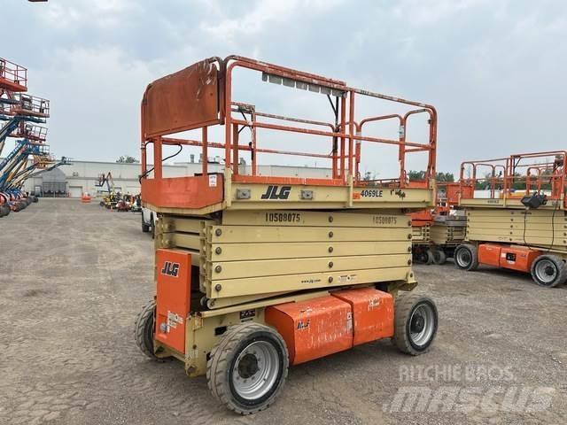 JLG 4069LE Makazaste platforme