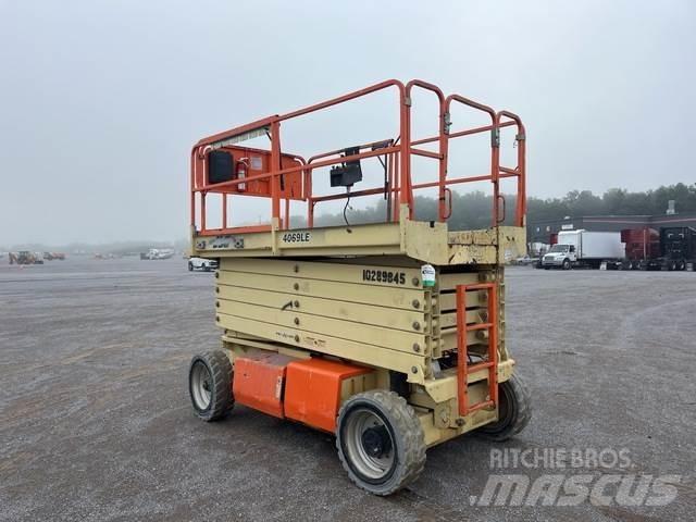 JLG 4069LE Makazaste platforme