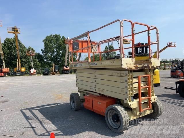 JLG 4069LE Makazaste platforme