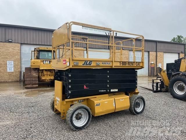 JLG 4069LE Makazaste platforme