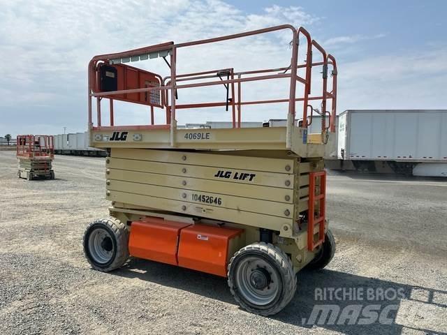 JLG 4069LE Makazaste platforme