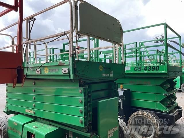 JLG 4069LE Makazaste platforme