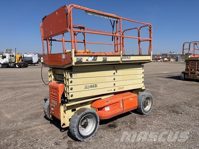 JLG 4069LE Makazaste platforme