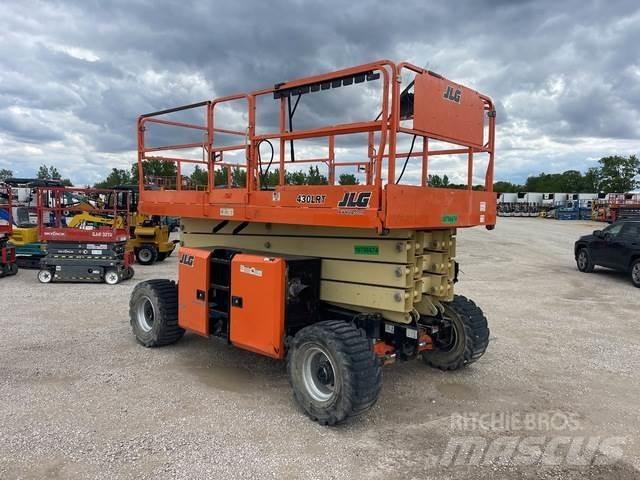 JLG 430LRT Makazaste platforme