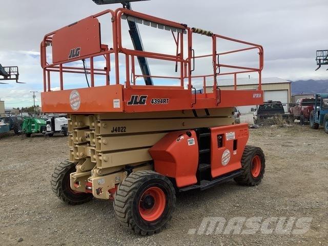JLG 4394 RT Makazaste platforme